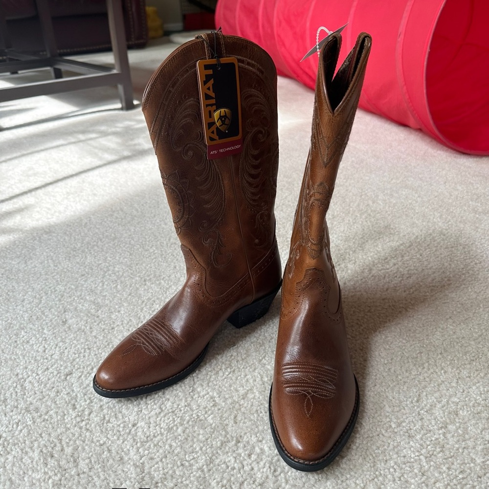 NWT ariat cowboy boots